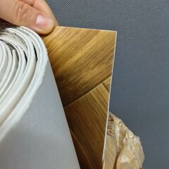 【クッションフロア・リメイクシート・フロアシート】木目調 タイル柄 石目調 床材 DIY インテリア素材 多柄ロール 無料 東五反田 引き取り歓迎の画像