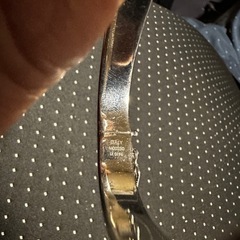 ルイヴィトンのバングルの画像
