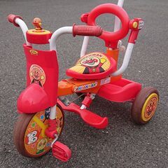 値下げ　中古　アンパンマン 三輪車 赤 外用アンパンマン三輪車乗り物の通販 by M's shop🌸｜ラクマ