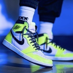 Nike Air Jordan 1 High OG "Volt/...
