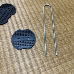Uピン 20cm×80本　押さえ2穴　100枚　カインズホーム　シート押さえの画像