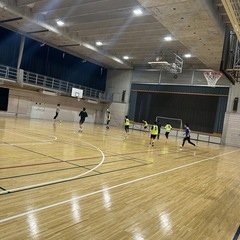 4/29(火)祝日17〜19時　高円寺　男女mixエンジョイフットサル - 杉並区