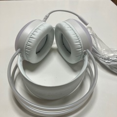 エレコム ゲーミングヘッドセット ホワイト HS-G09SUWHの画像