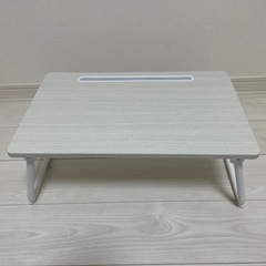 折りたたみテーブル