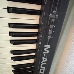 M-AUDIO MIDIキーボード88鍵の画像