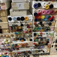 レトロなボタンの画像
