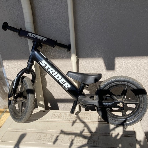 ストライダー ブラック 黒 STRIDER SPORT 12 キッズバイク