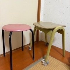 椅子とアイロンボード