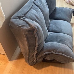 LOWYAベッドソファ売りますの画像