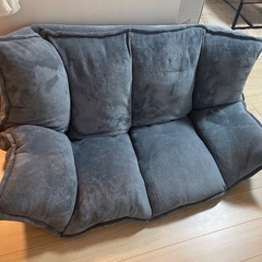 LOWYAベッドソファ売ります