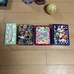ディズニーお菓子の缶の画像