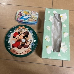 ディズニーお菓子の缶の画像