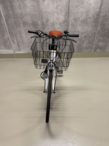 ★美品★trois シティサイクル 6段変速（白、カゴ付き）