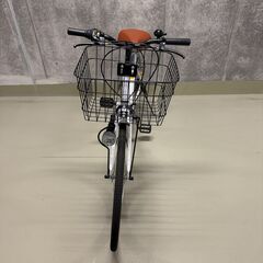 ☆美品☆trois シティサイクル 6段変速（白、カゴ付き） (HIRA
