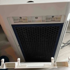 【美品】SHARP 空気清浄機（プラズマクラスター搭載）8000円の画像
