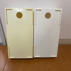 壁掛けティッシュケース×2とおまけの画像