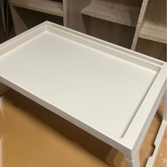 折りたたみテーブル