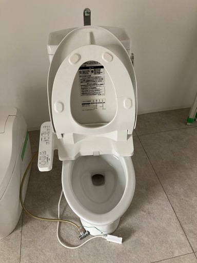 TOTO温水便器