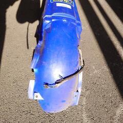 YAMAHA　WR400F　リアフェンダーの画像