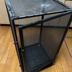 【爬虫類など】メッシュ飼育ケージ 40×40×75cm