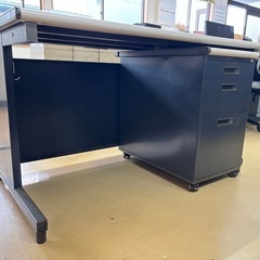 中古　NAIKI(ナイキ)片袖デスク ① 幅1200×奥行700×高さ720mmの画像