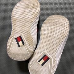 子ども用スニーカーの画像