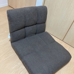 1人でも2人でも!　繋がる座イスの画像