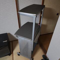 パソコンデスクの画像