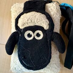 ひつじのショーンにすっぽり入ったデジカメ Power Shot A2200 メモリーカード付の画像