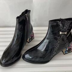 【 未使用品】管理番号：D-49-2　サイズ23.5ｃｍ相当　レディース　エナメル革ブーツの画像