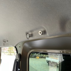 車内ラックの画像
