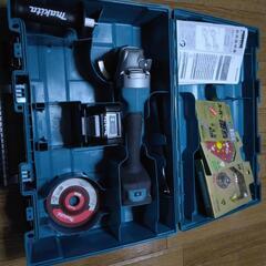 Makita GA020G 36V グラインダー　40Vバッテリー付