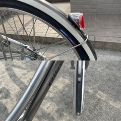 ブリヂストン シティサイクル アルベルト26インチ 内装5段変速　自転車、シルバーの画像