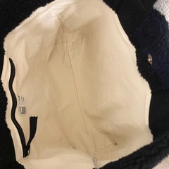 ユニクロU フリーストートバッグ の画像