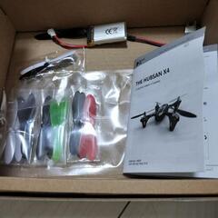 Hubsan X4ドローン、リモコン付き、プロペラとバッテリーも含む。の画像