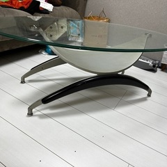 グラステーブルの画像
