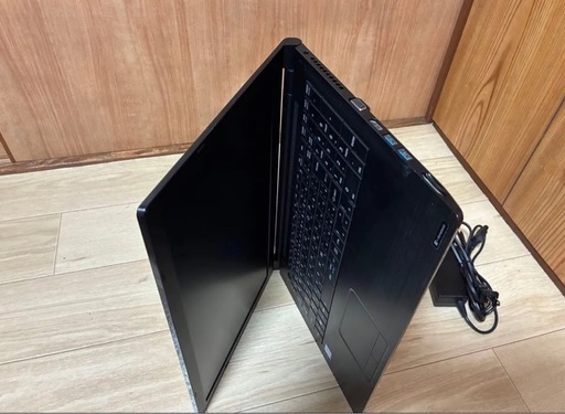 TOSHIBA dynabook B55/B PB55BFAD4RAAD11 ノートパソコン 第7世代Corei5 M.2