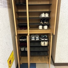 下駄箱　30足収納可の画像