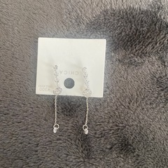 ピアス