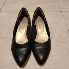 黒 パンプス ALETTA