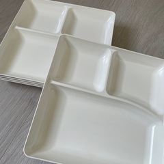 美品　ニトリ深型プレート