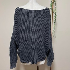 🌸500円✖️3つで1000円❗️ GORGE ゴージ　ピグメントVネックゆるニット　Mサイズの画像