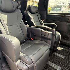 ☆トヨタ　アルファード☆車検R8年12月までの画像
