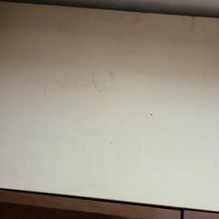キャビネット　物入れ　物入上部の画像