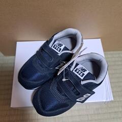 new balance　新品未使用　スニーカー　15㎝