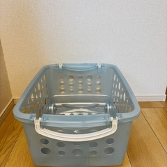 キャスター付き収納の画像