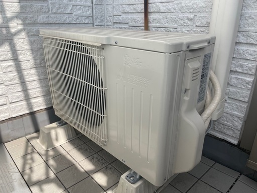 MITSUBISHIエアコンMSZ-R2219-W 6畳用2020年製 室外機有