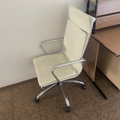 無料、デスクチェアーの画像