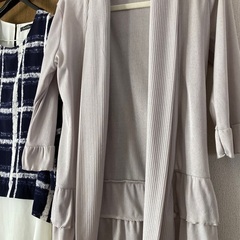 ブラウス（L）とカーディガン（M）七分袖の画像