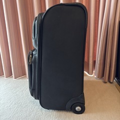 【中古品】WATERZERO ブラック キャリーケースの画像